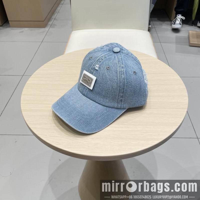 Prada Hat 040201