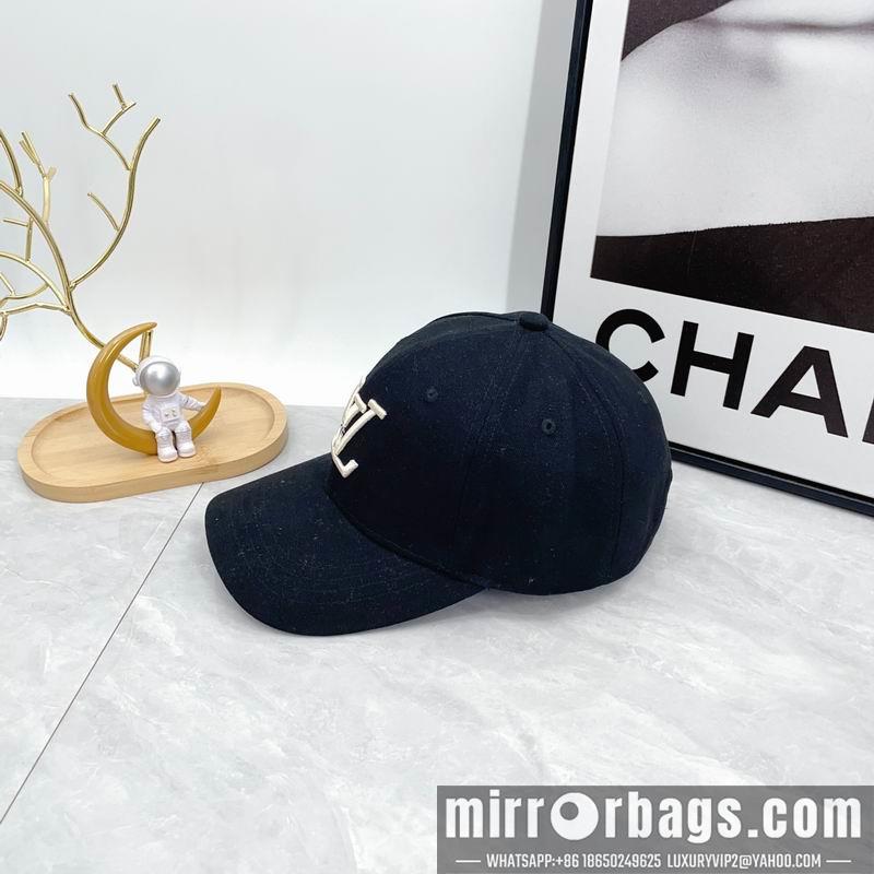 LV Hat dx71