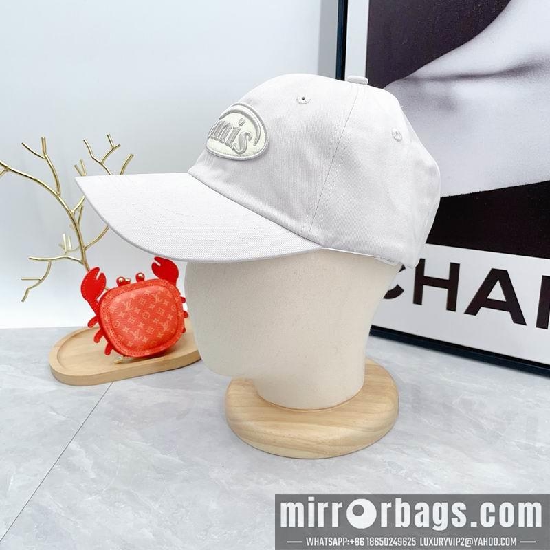 Emis Hat dx04