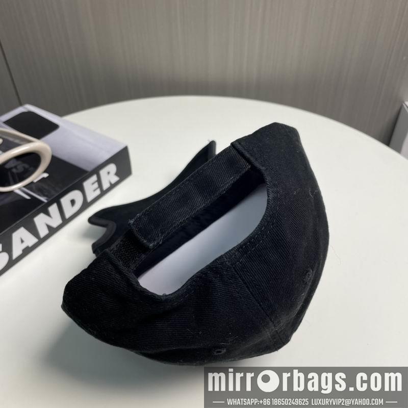 Balenciaga Hat 010401