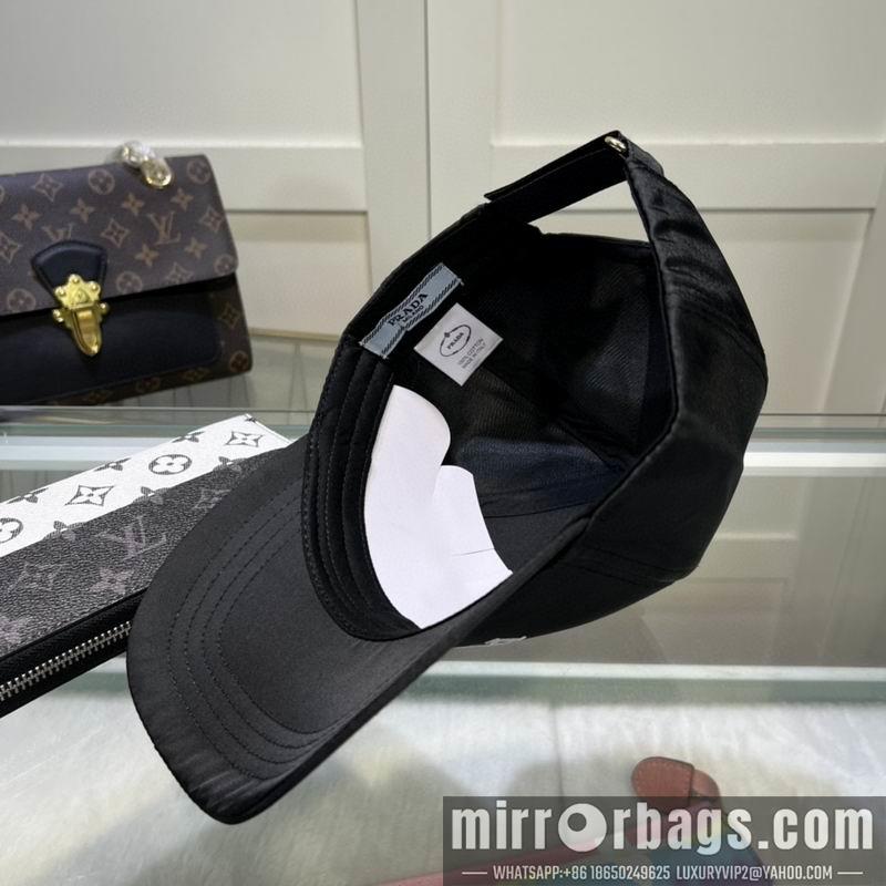 Prada Hat dx25