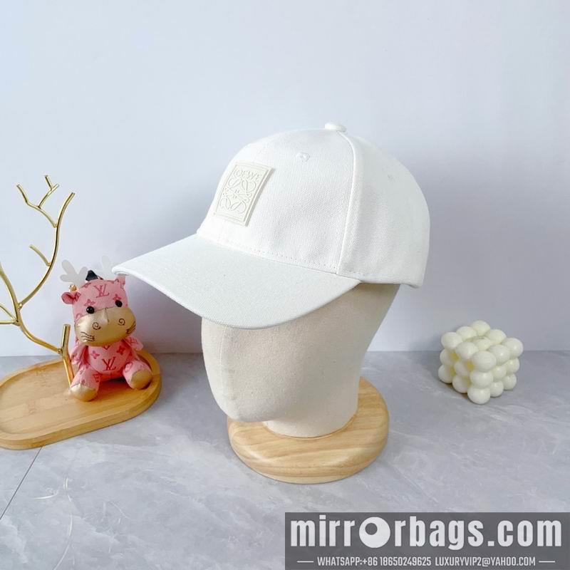 Loewe Hat dx20