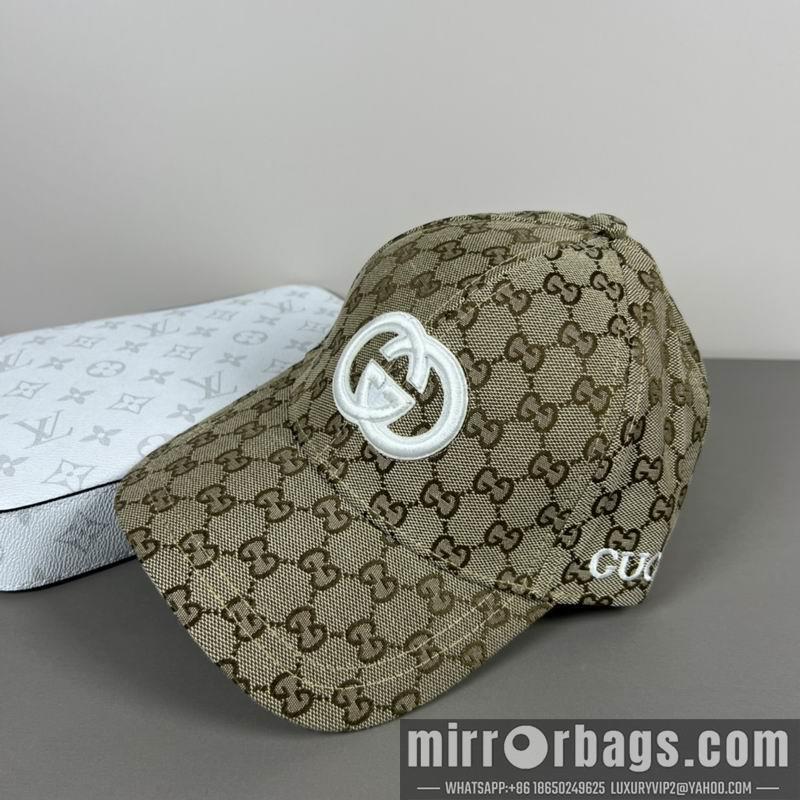 Gucci Hat dx38