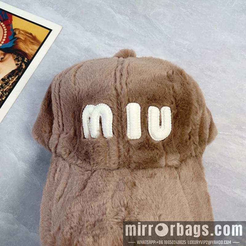Miumiu Hat dx68