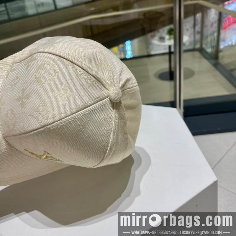 LV Hat 072203