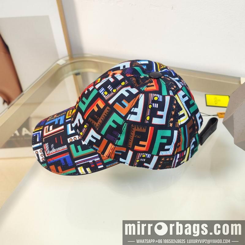 Fendi Hat dx71