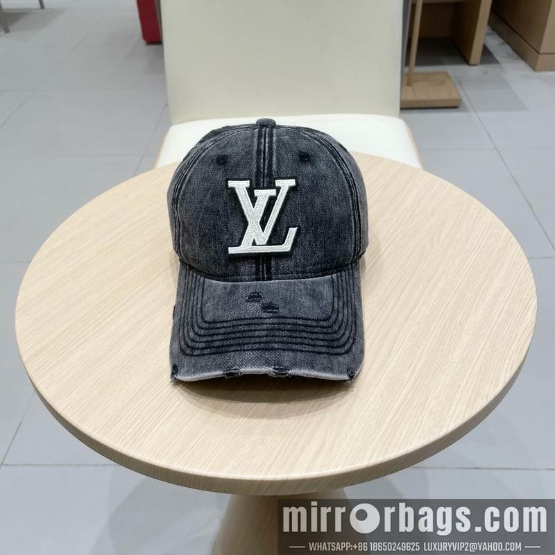 LV Hat 010903