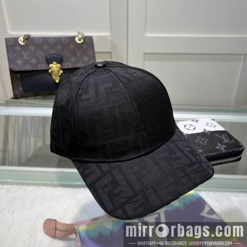 Fendi Hat dx32