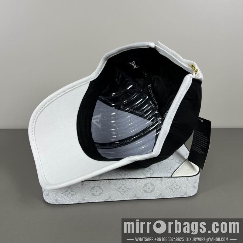 LV Hat dx10