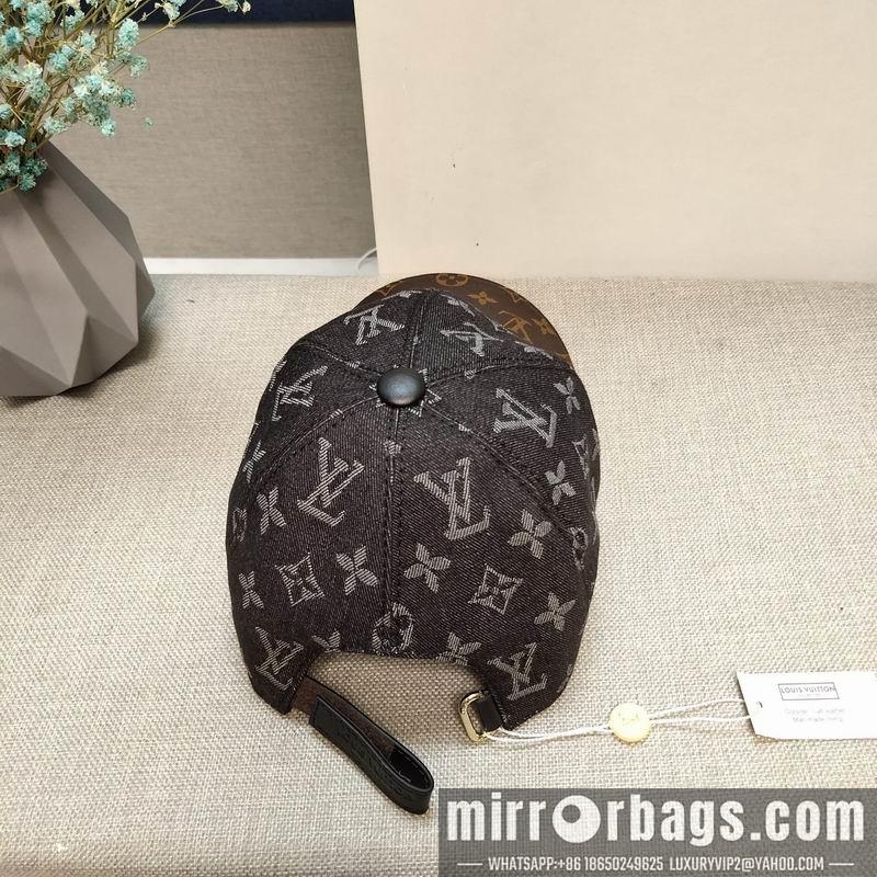 LV Hat dx20