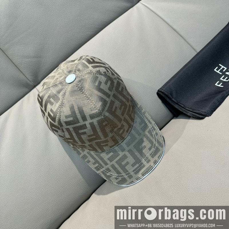 Fendi Hat dx65