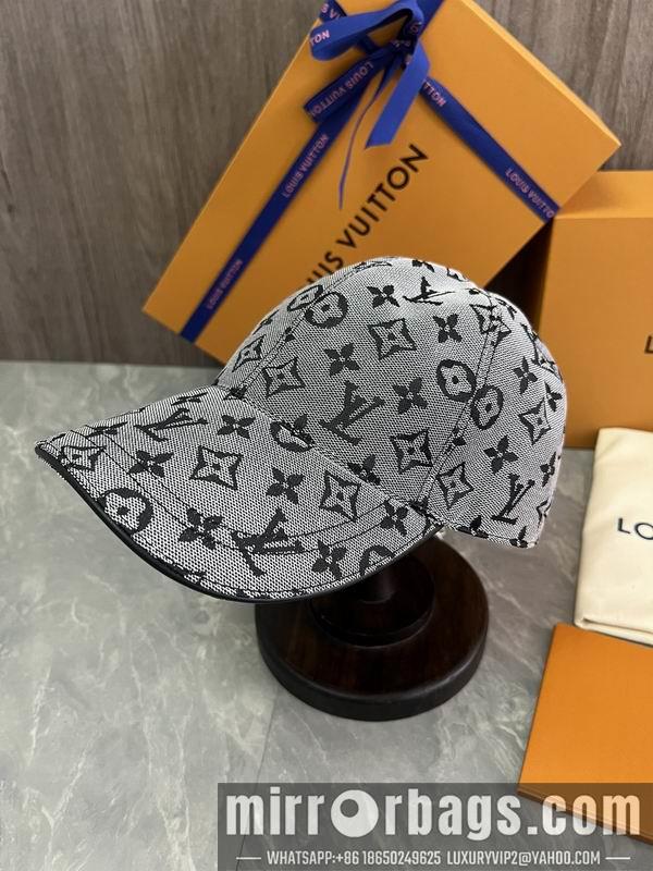 LV Hat dx109