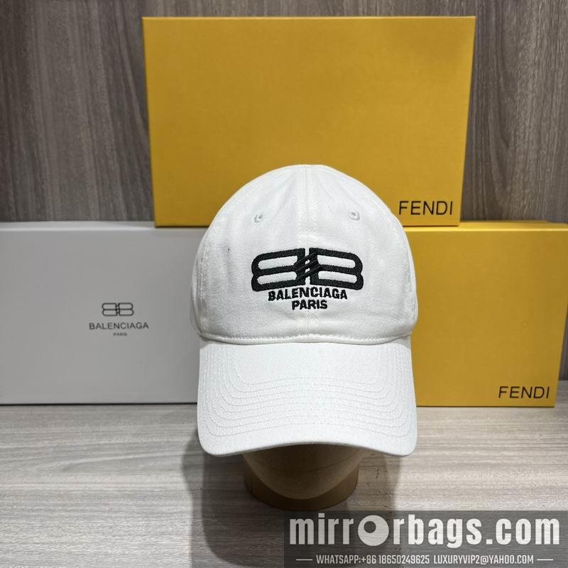 Balenciaga Hat hm38