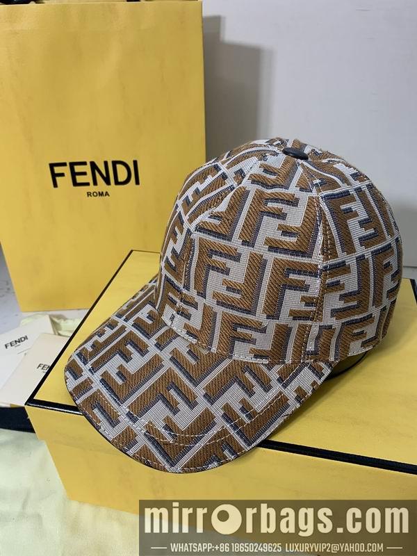 Fendi Hat dx30