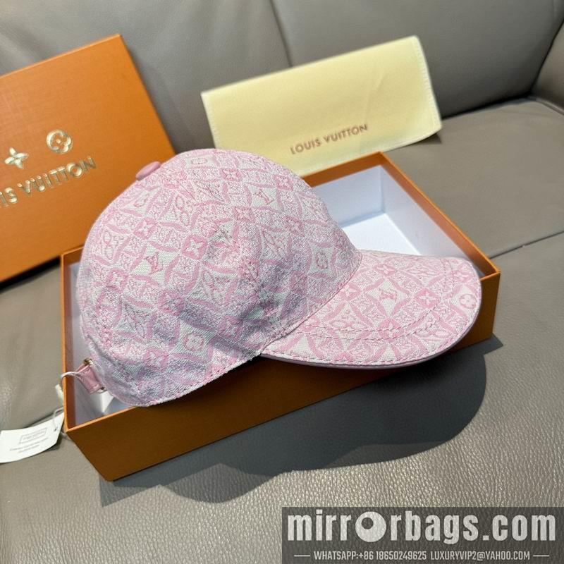 LV Hat dx121