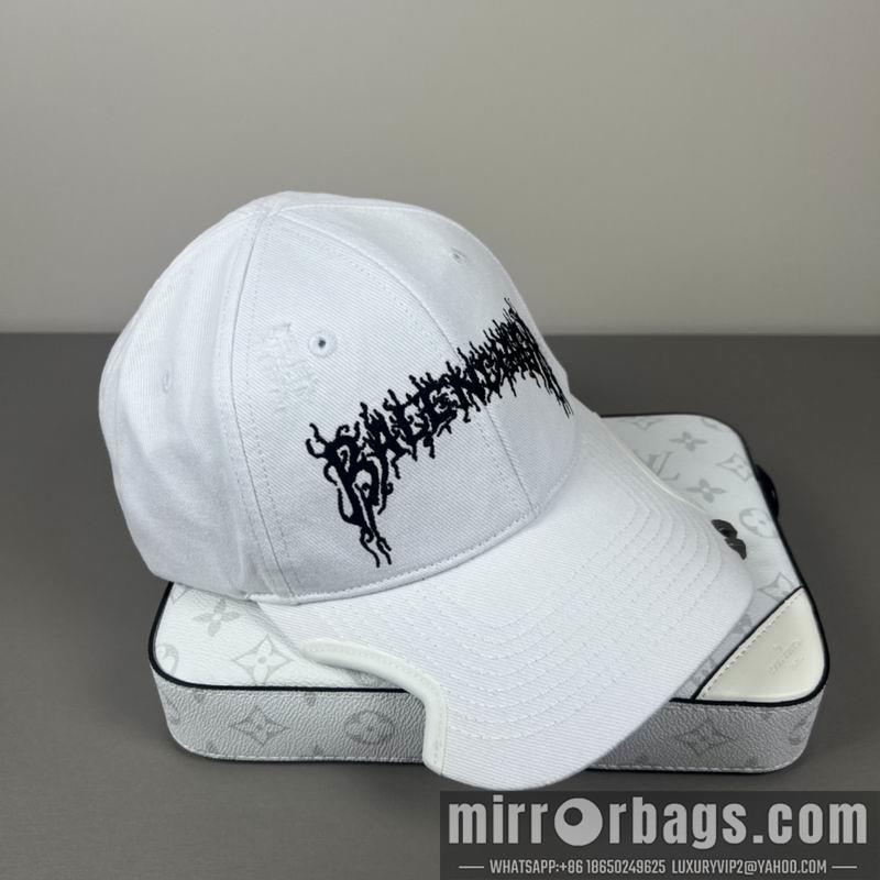 Balenciaga Hat dx05