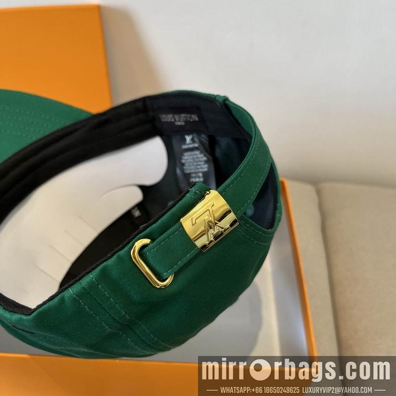 LV Hat dx66