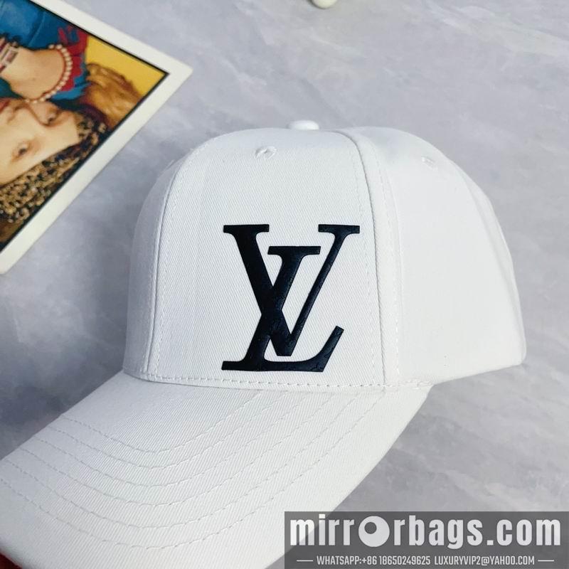 LV Hat dx39