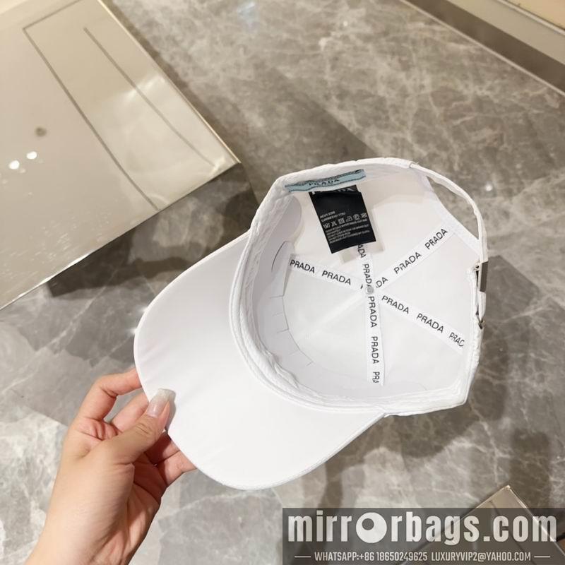 Prada Hat dx39