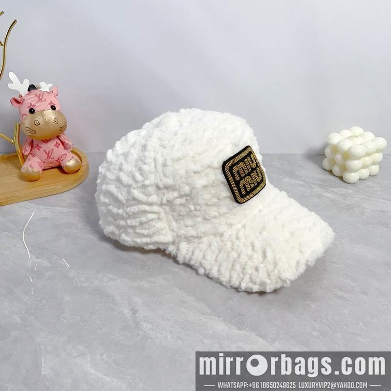 Miumiu Hat dx66
