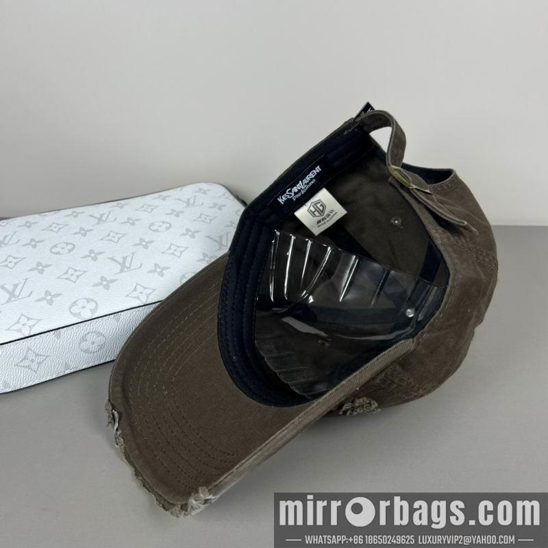 YSL Hat dx34