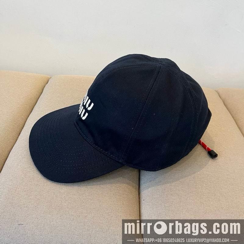 Miumiu Hat dx32
