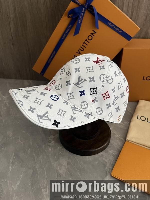 LV Hat dx130