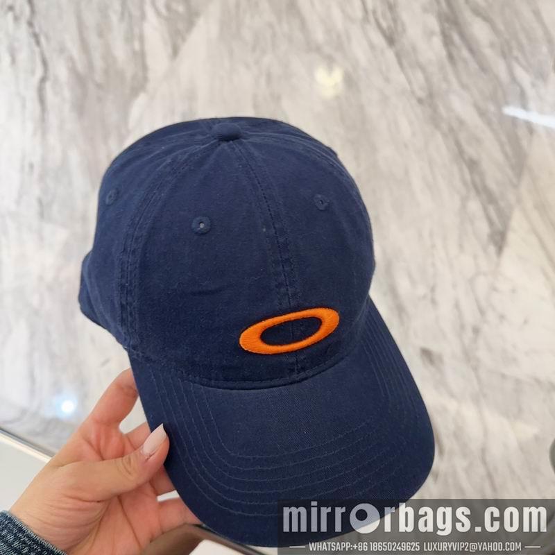 Balenciaga Hat dx51