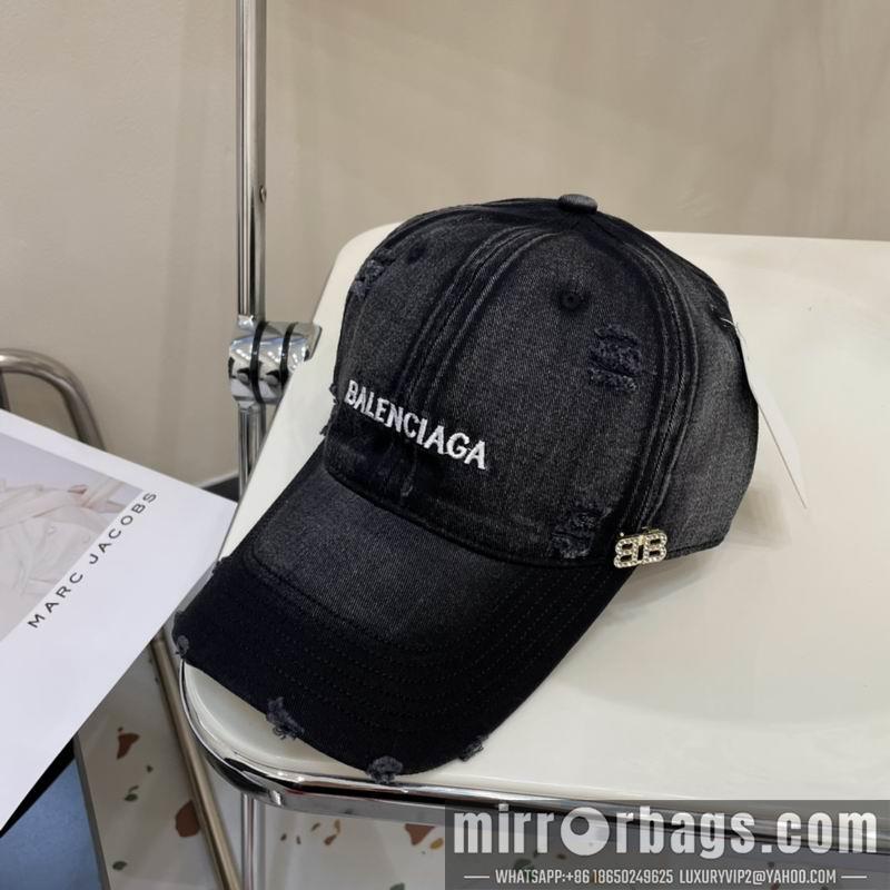 Balenciaga Hat 042701