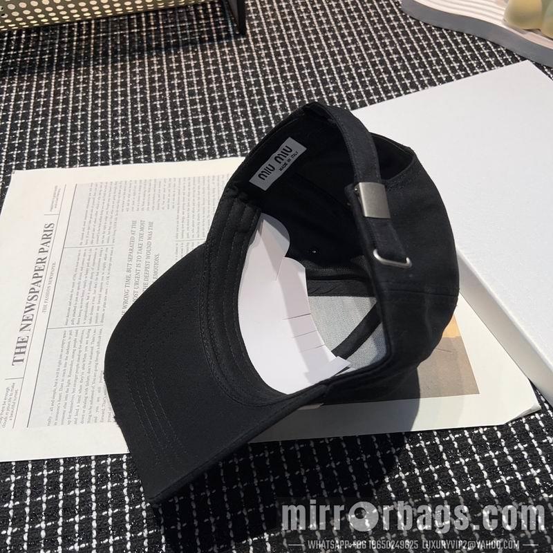 Miumiu Hat dx10