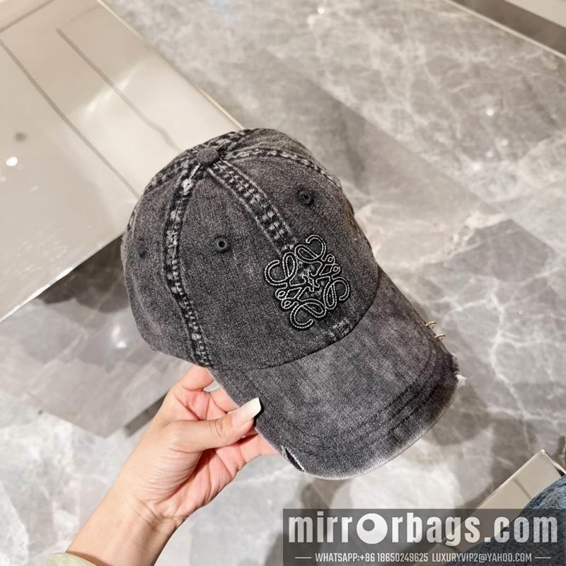 Loewe Hat 072201