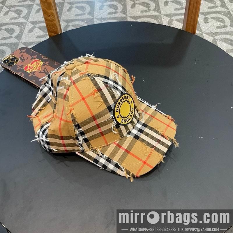 Burberry Hat 030717