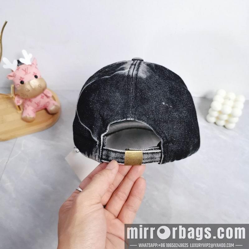 Gucci Hat dx01