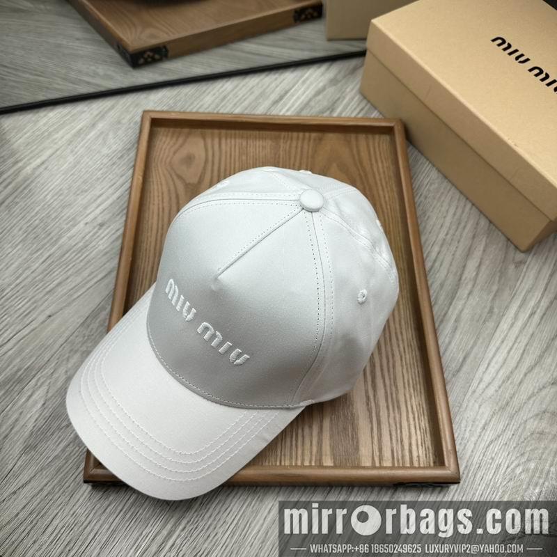 Miumiu Hat dx60