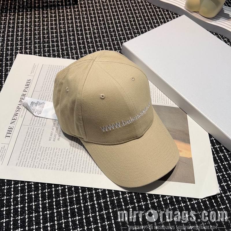 Balenciaga Hat dx01