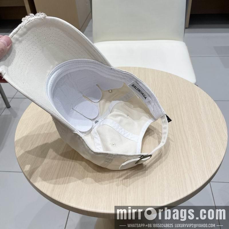 Balenciaga Hat 041402