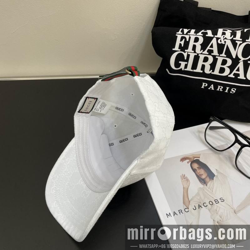 Gucci Hat dx30
