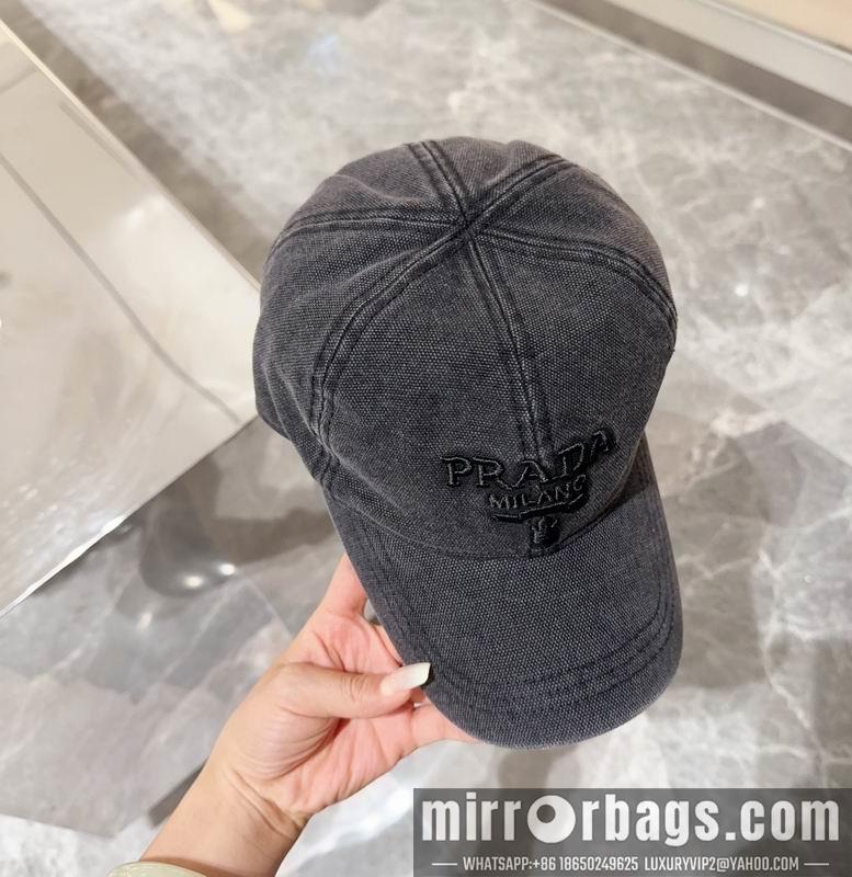 Prada Hat dx32