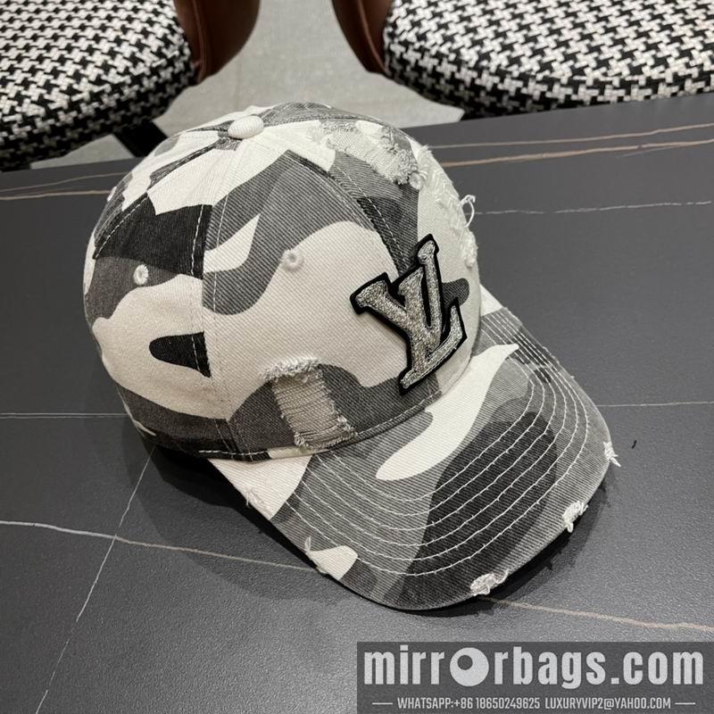LV Hat 072205