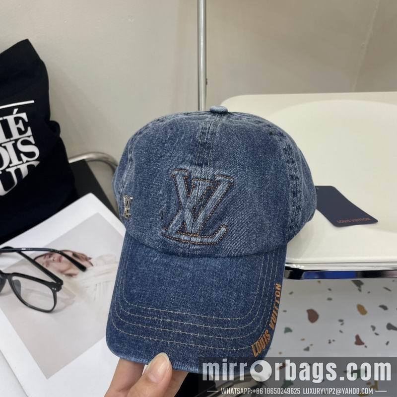 LV Hat 072206