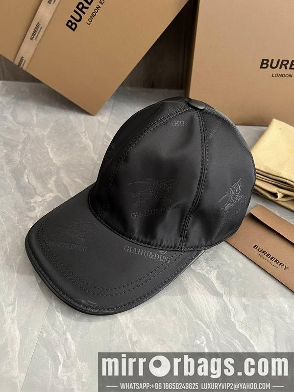 Burberry Hat dx38
