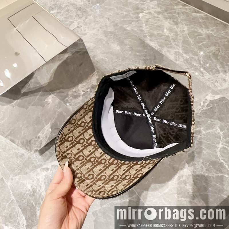 Dior Hat 041702
