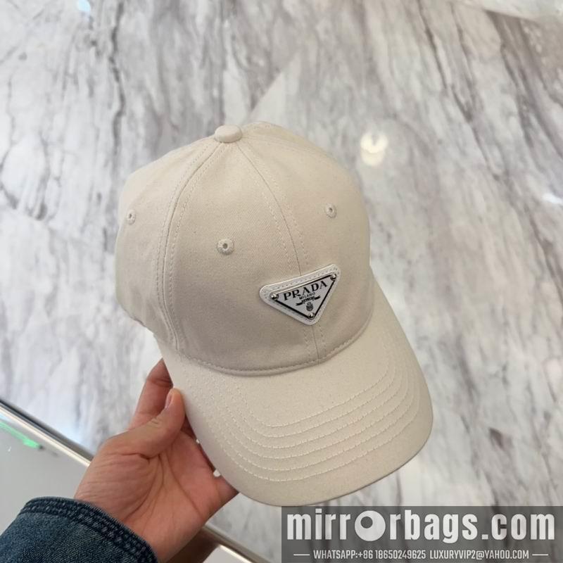 Prada Hat dx18