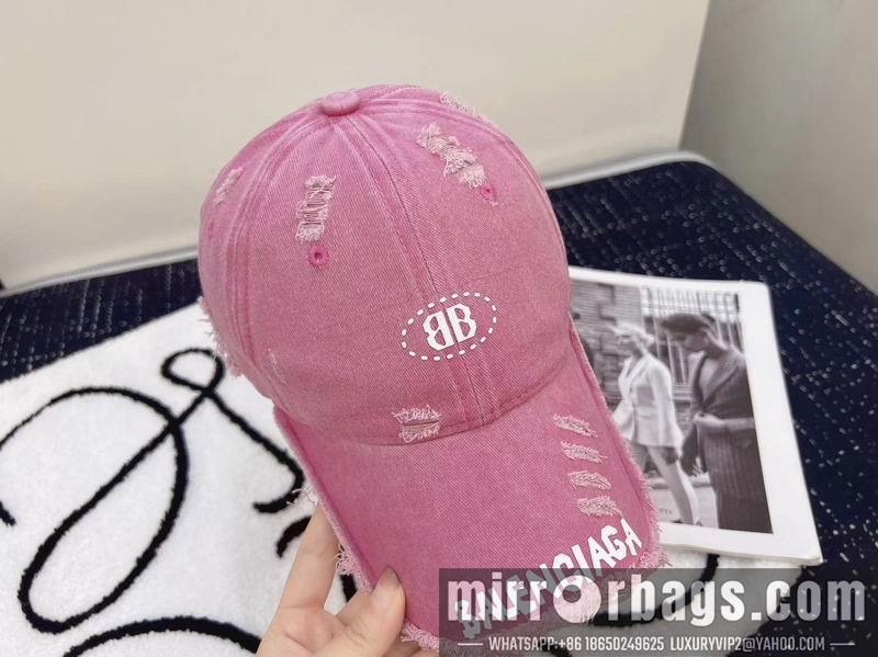 Balenciaga Hat dx107