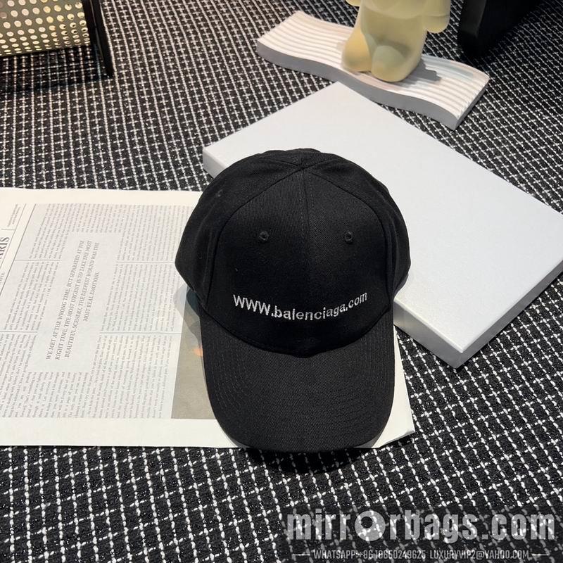 Balenciaga Hat dx01