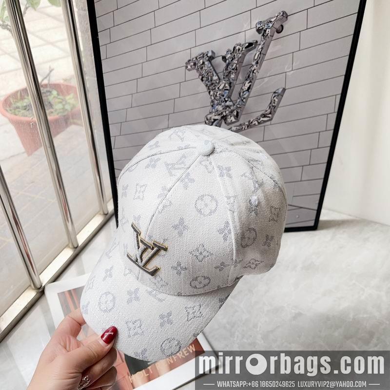LV Hat 050704