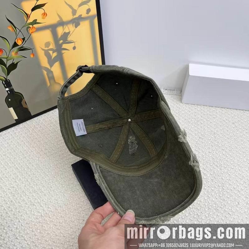 Balenciaga Hat 110601