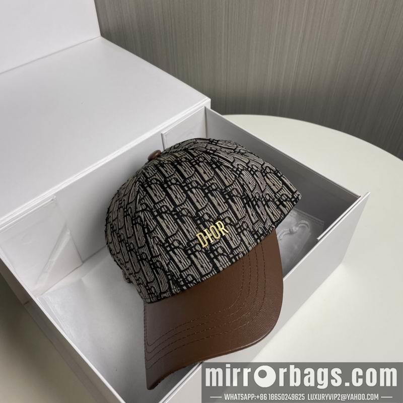 Dior Hat 081802