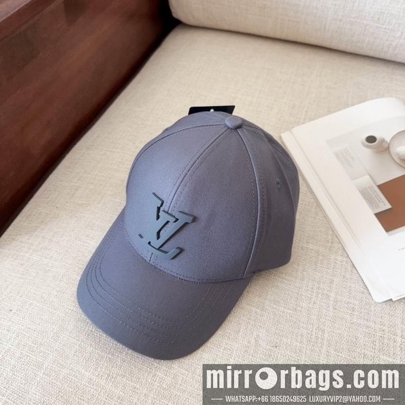 LV Hat dx28