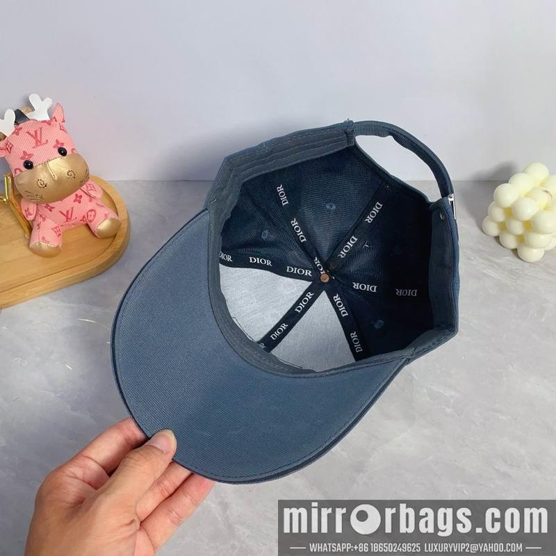 Dior Hat dx47